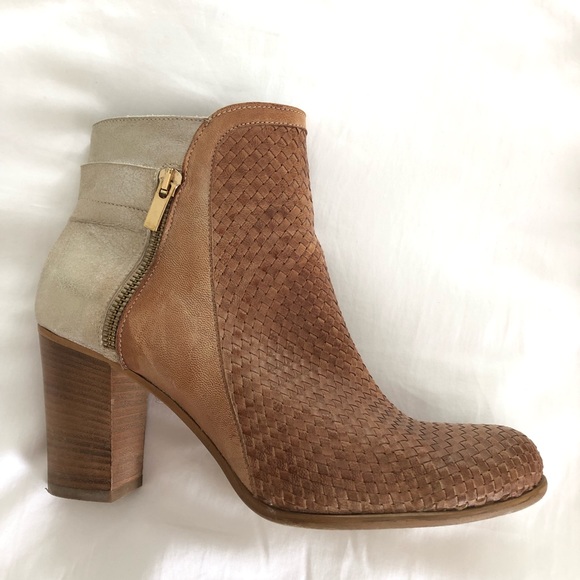 Sundance Duality Leather Booties - Picture 3 of 10